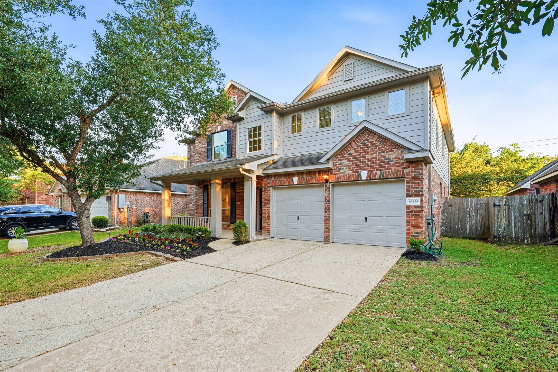 Listing photo 1