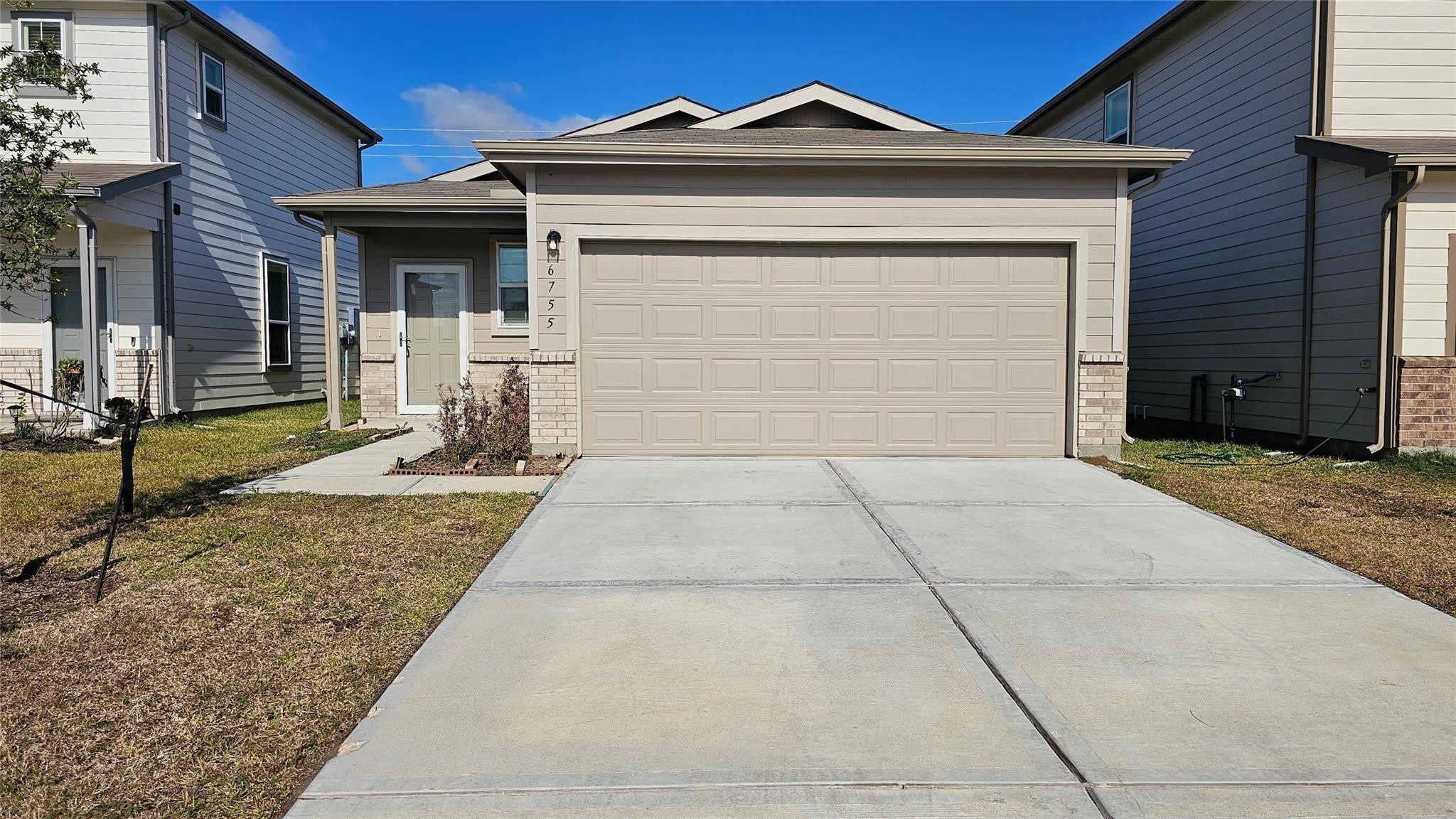 Listing photo 1