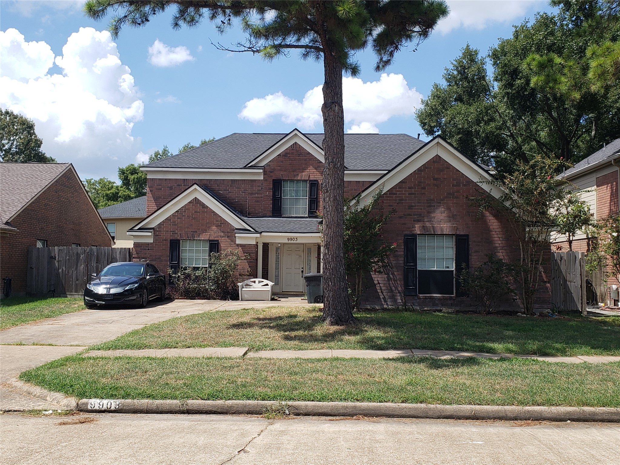 Listing photo 1