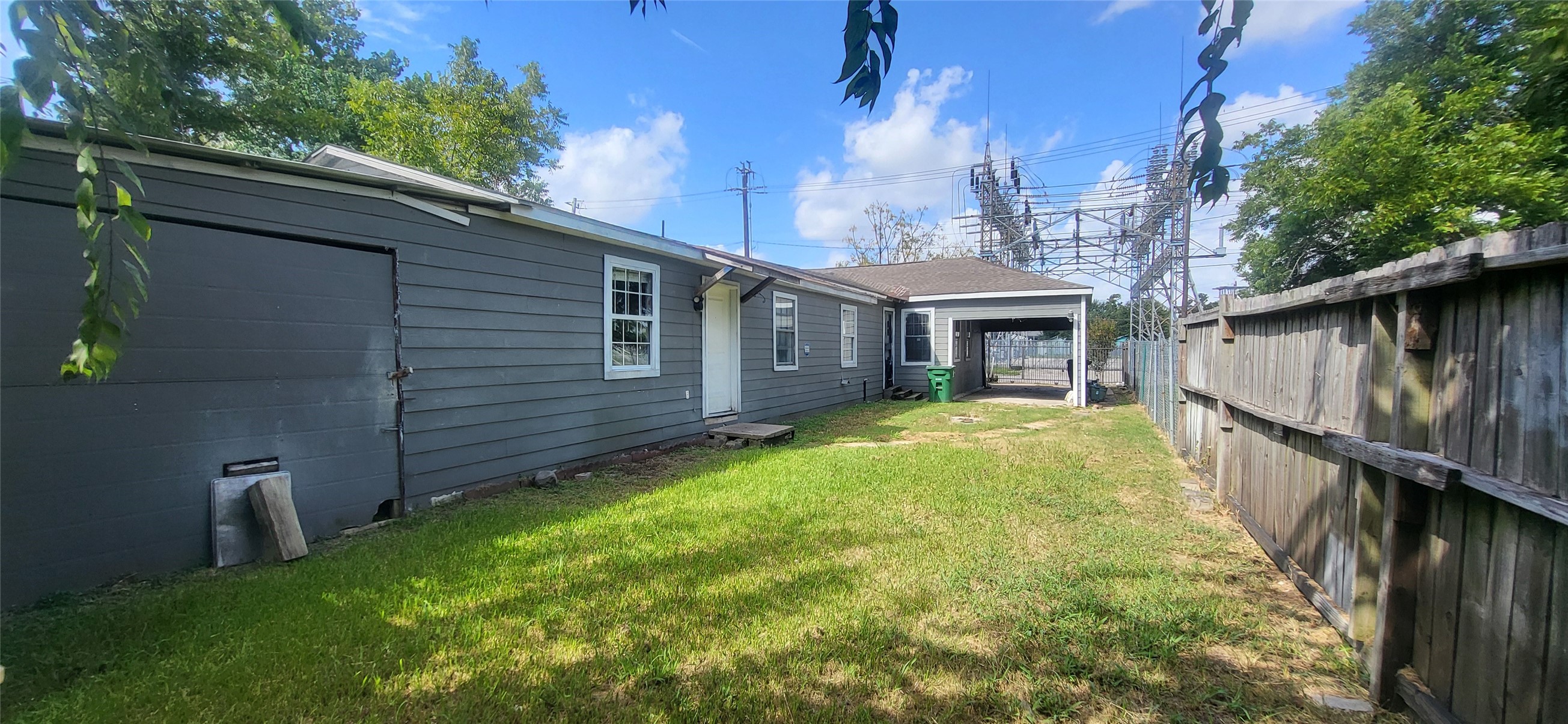 Listing photo 5