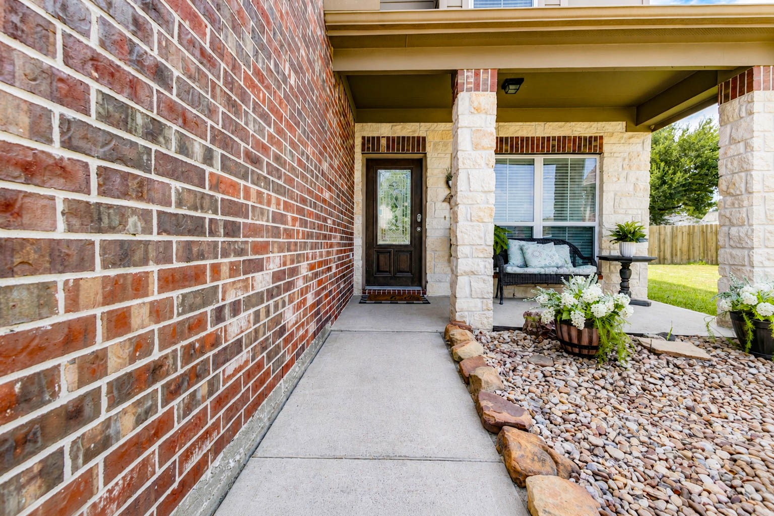 Listing photo 5