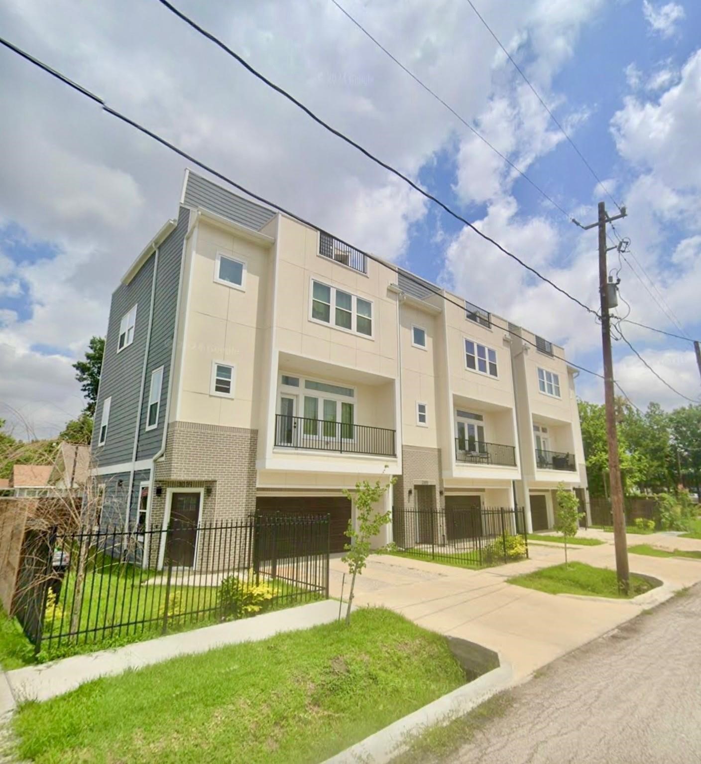 Listing photo 5