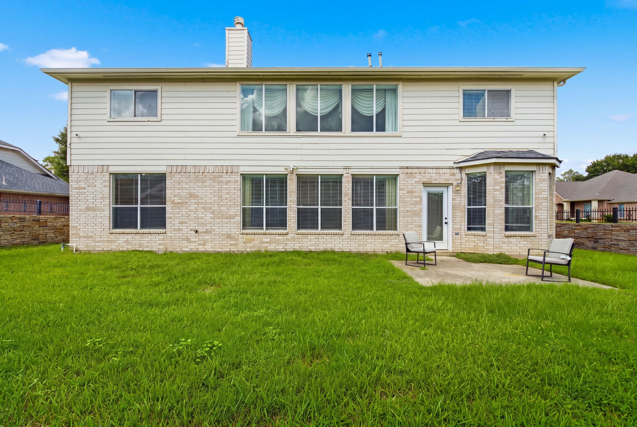 Listing photo 4