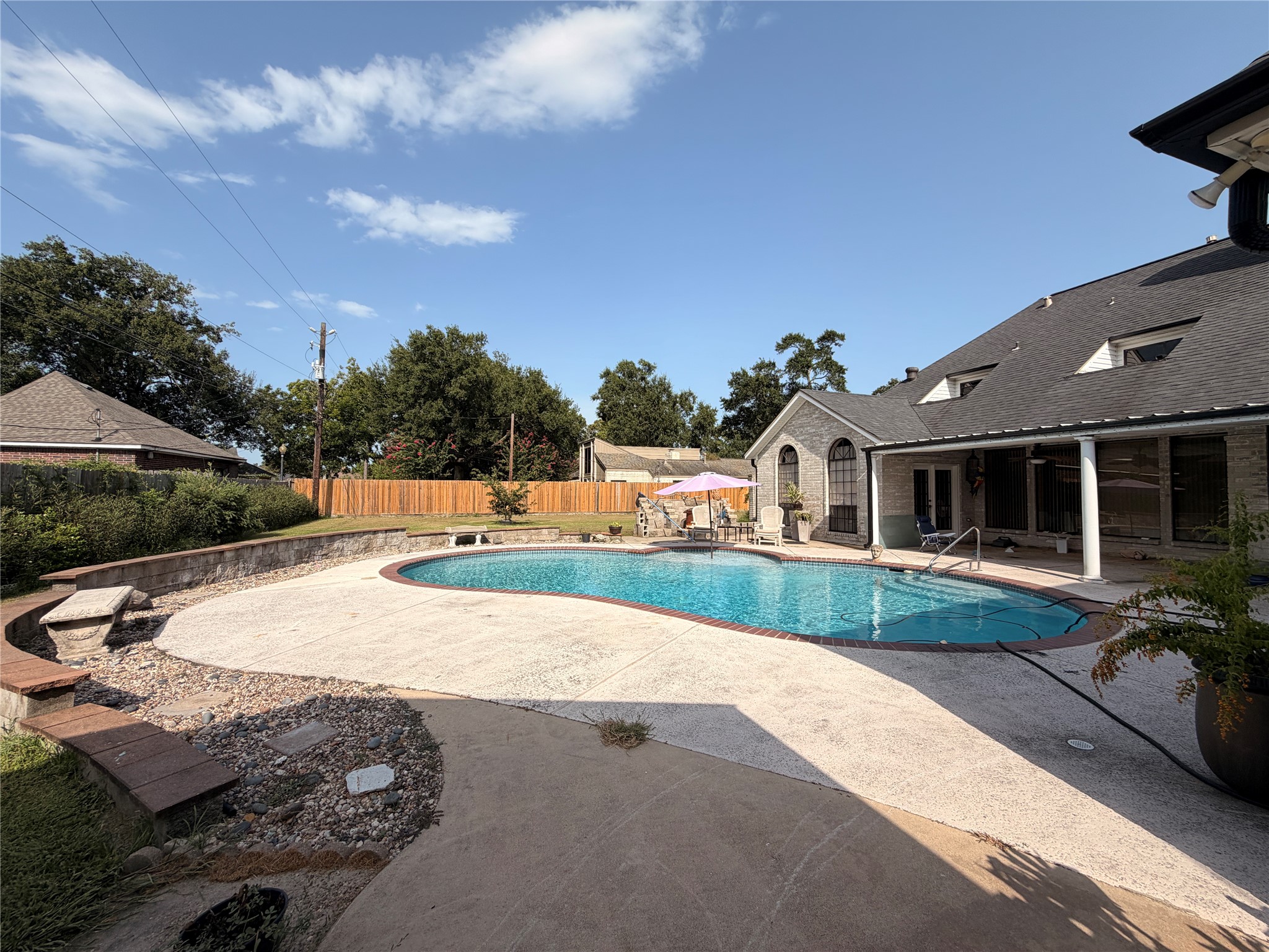 Listing photo 5