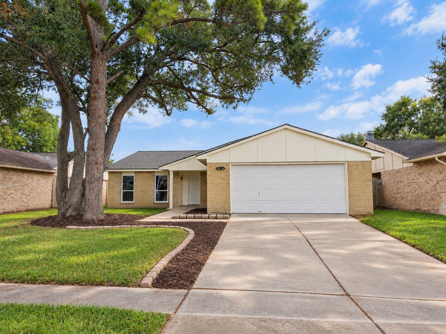 15623 Summer Briar Court