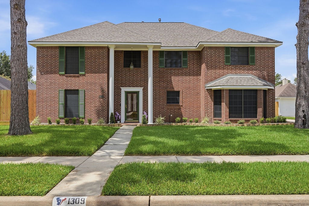 Listing photo 1