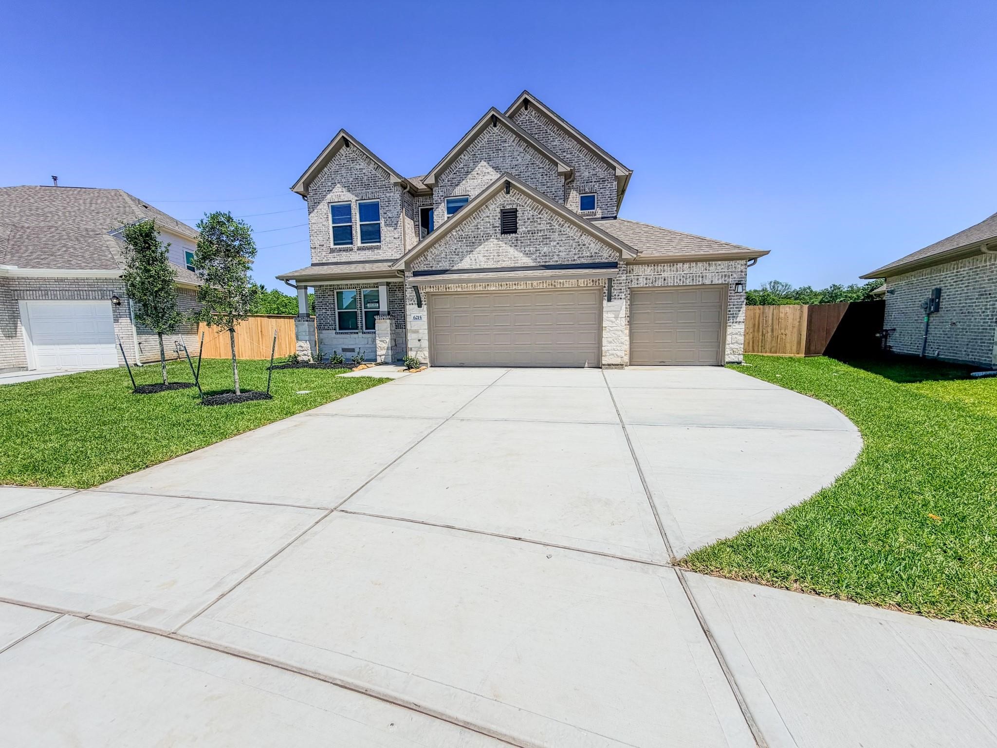 Listing photo 1
