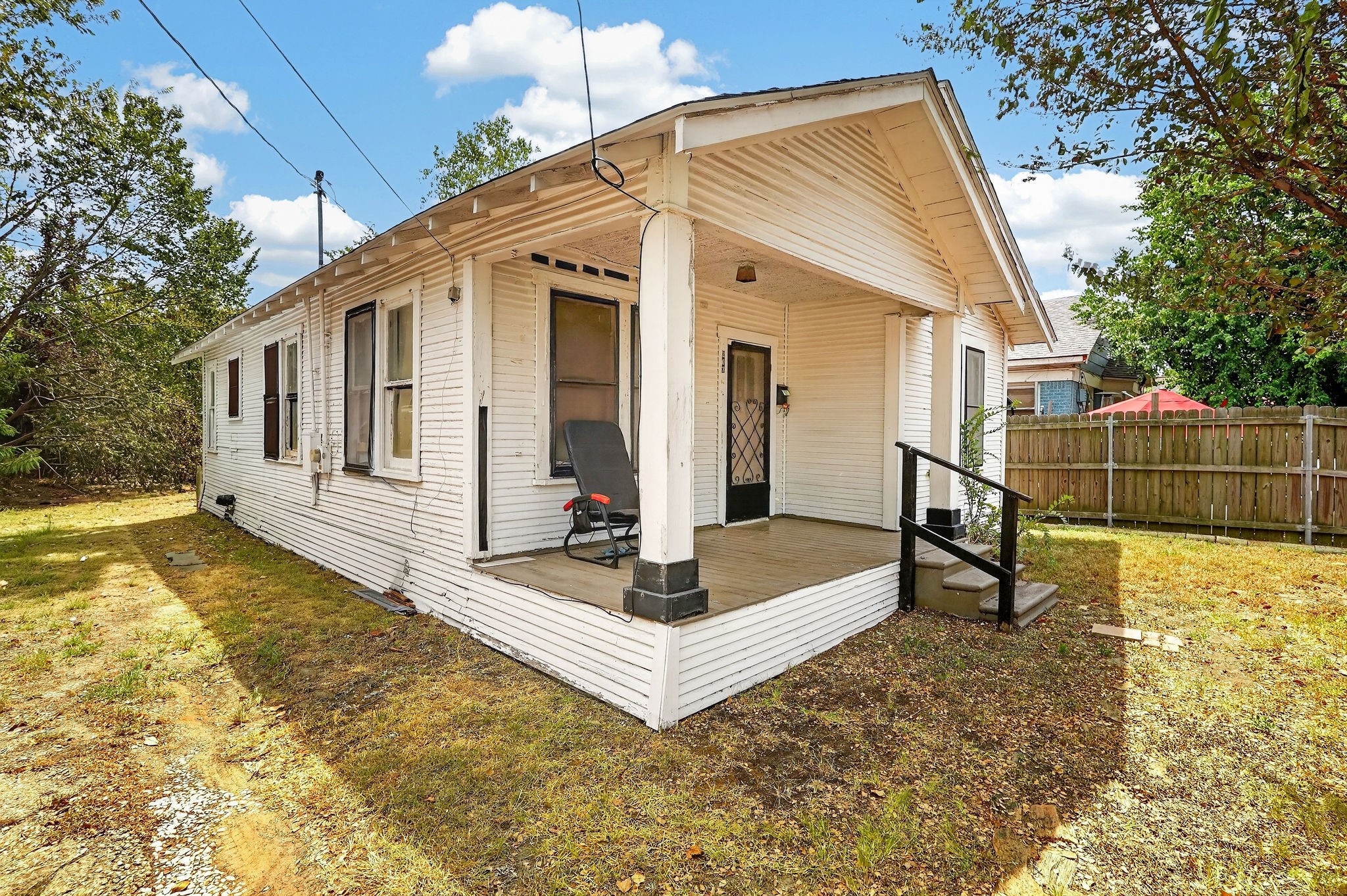 Listing photo 1