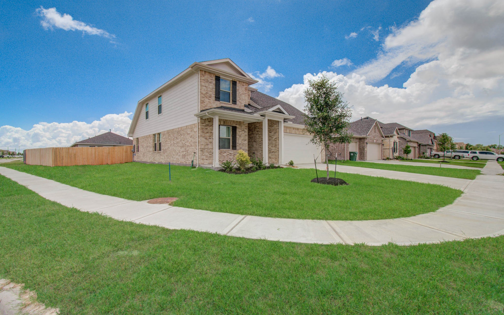 Listing photo 3