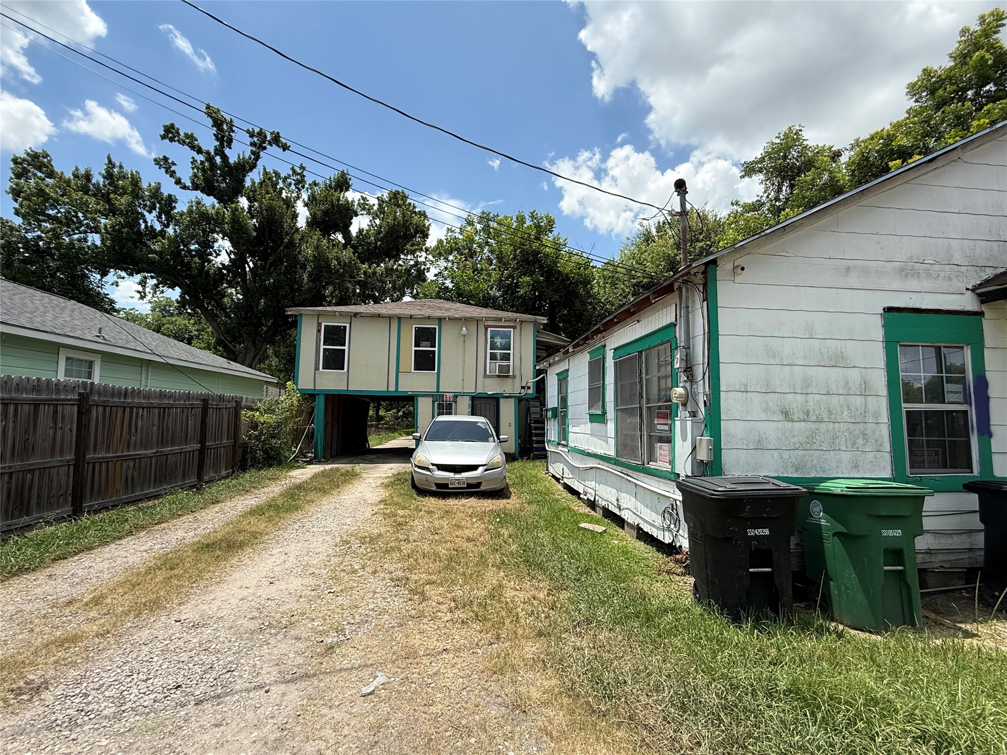 Listing photo 5