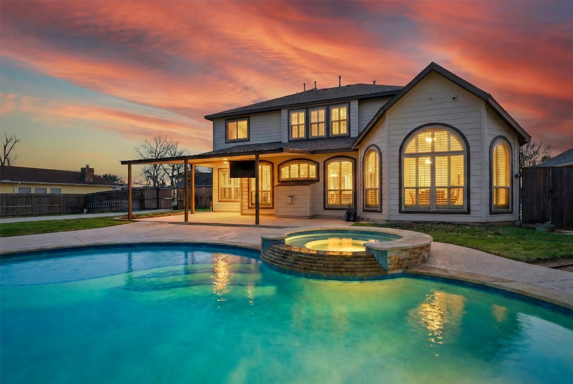 Listing photo 1