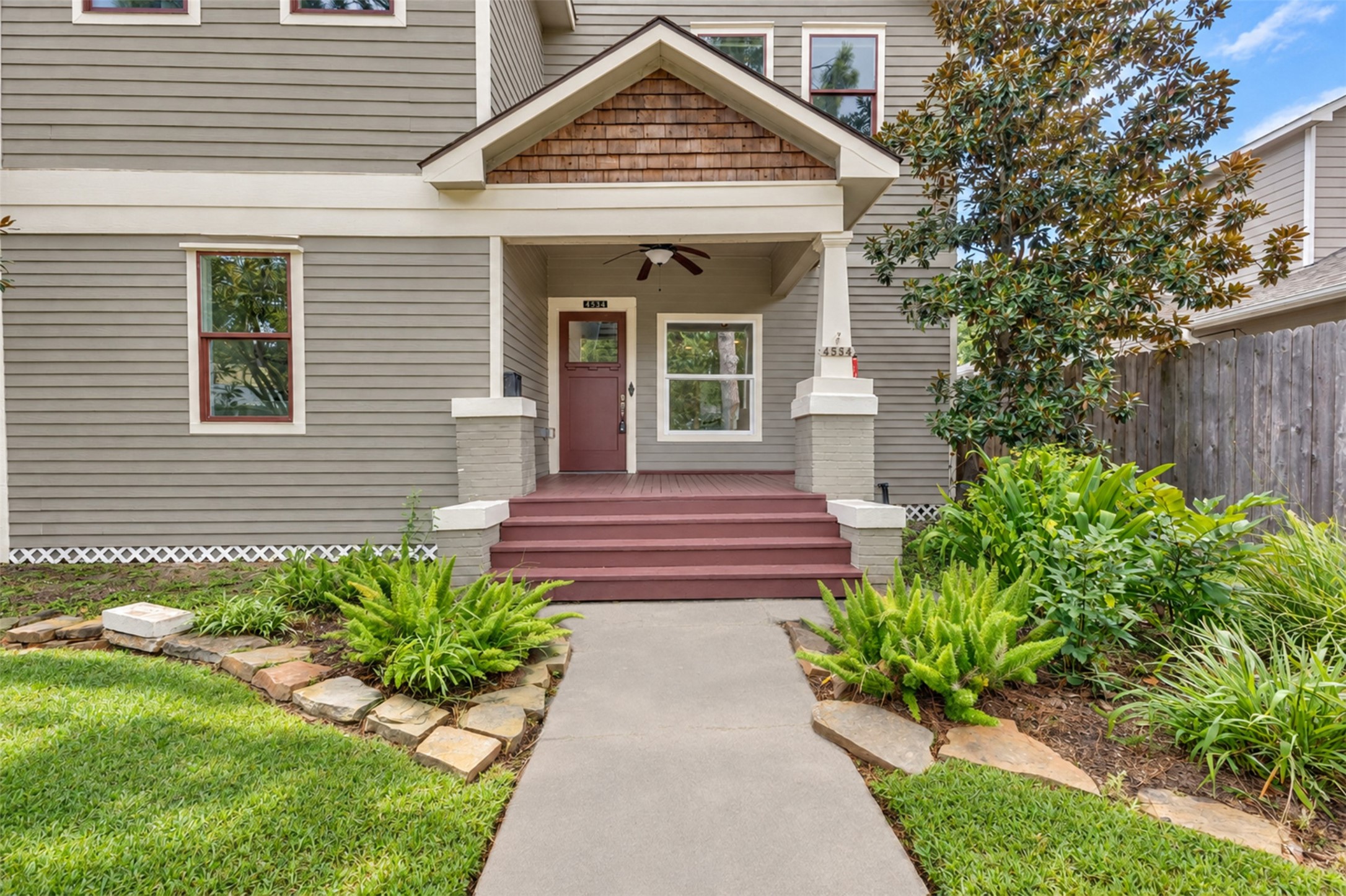 Listing photo 4