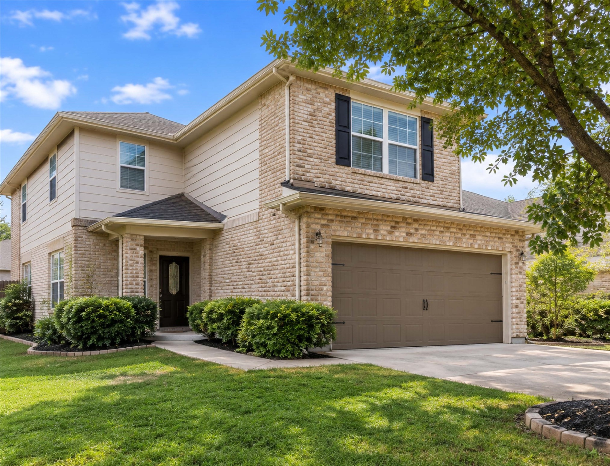 11429 Hackmatack Way