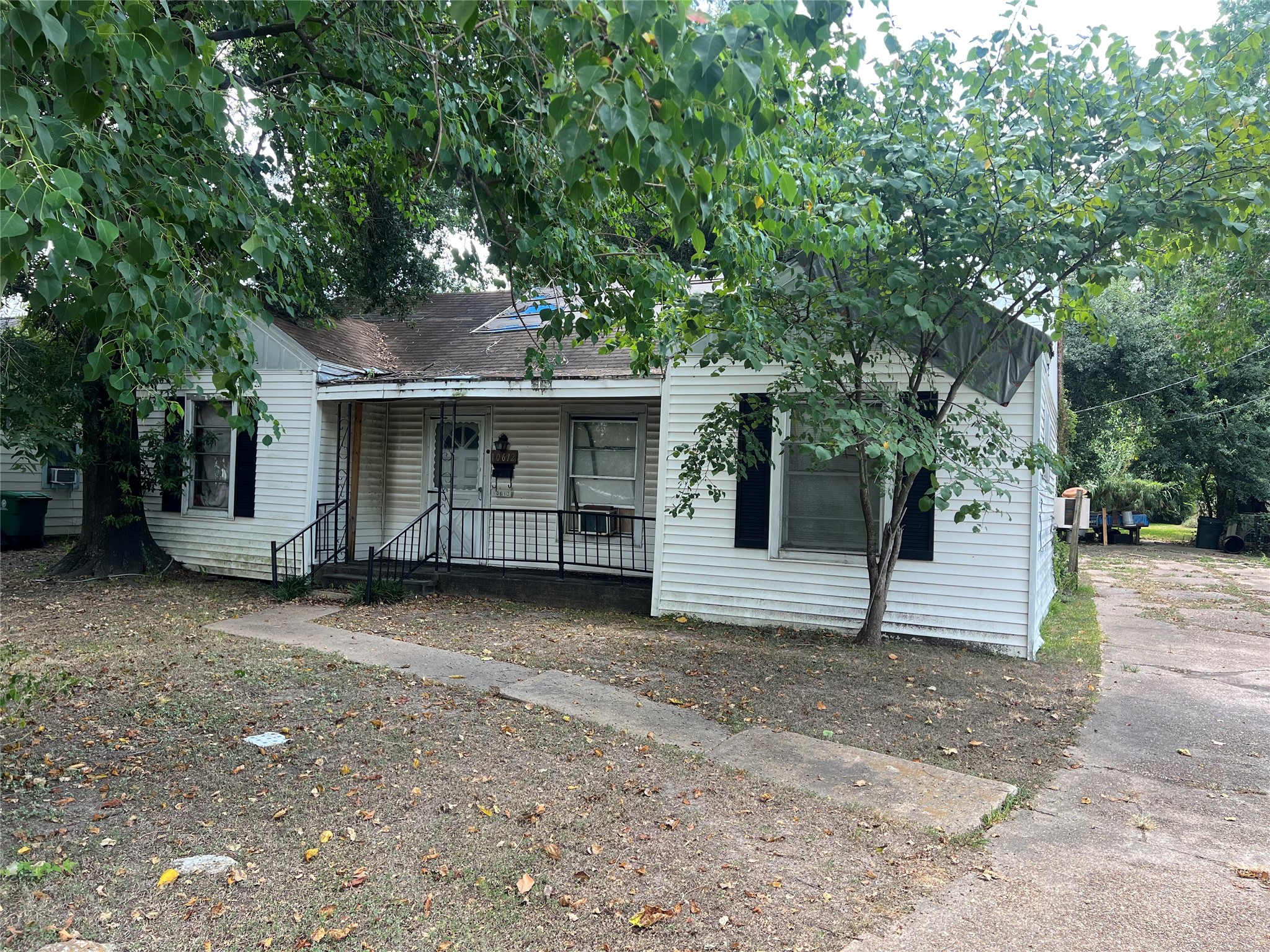 Listing photo 4