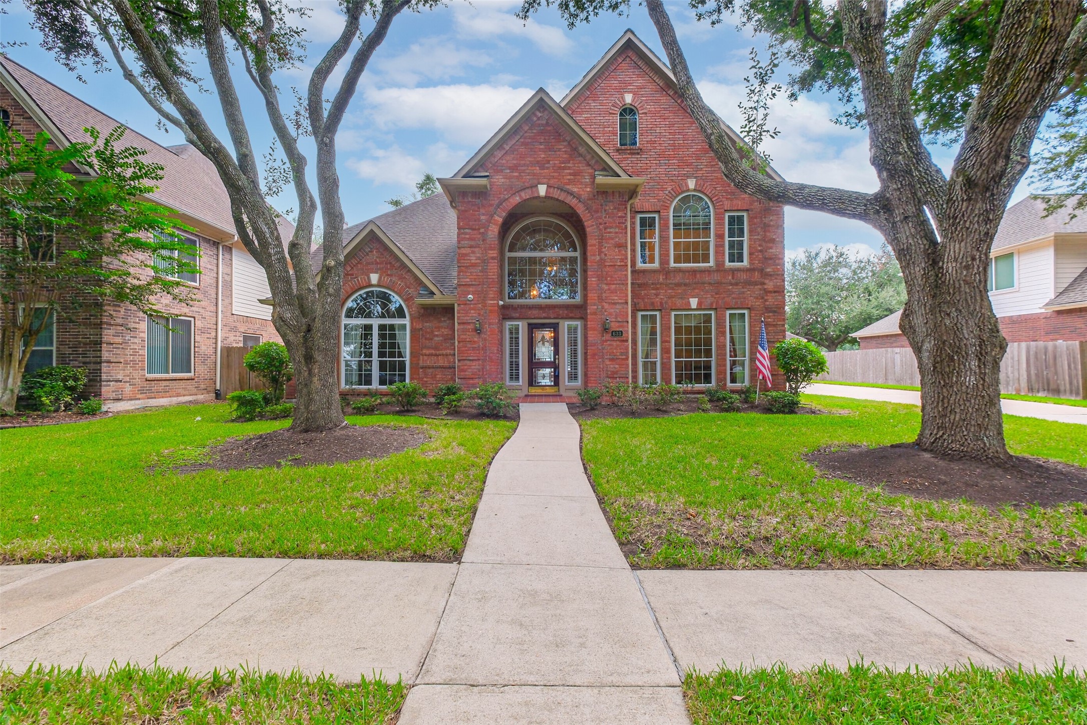 Listing photo 1