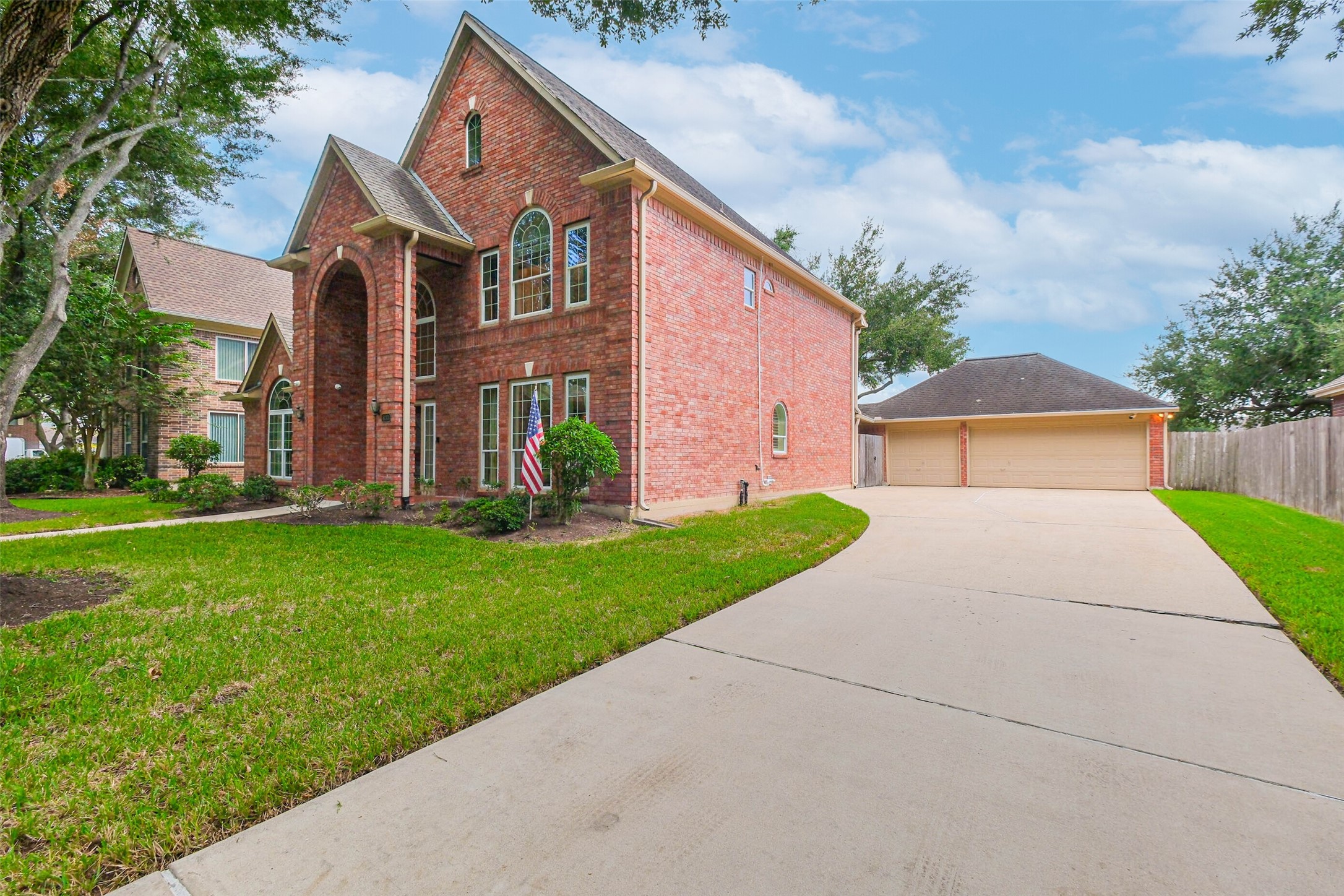 Listing photo 4
