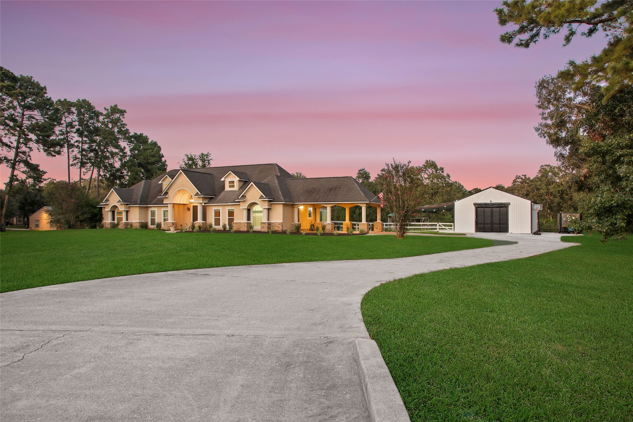 Listing photo 1
