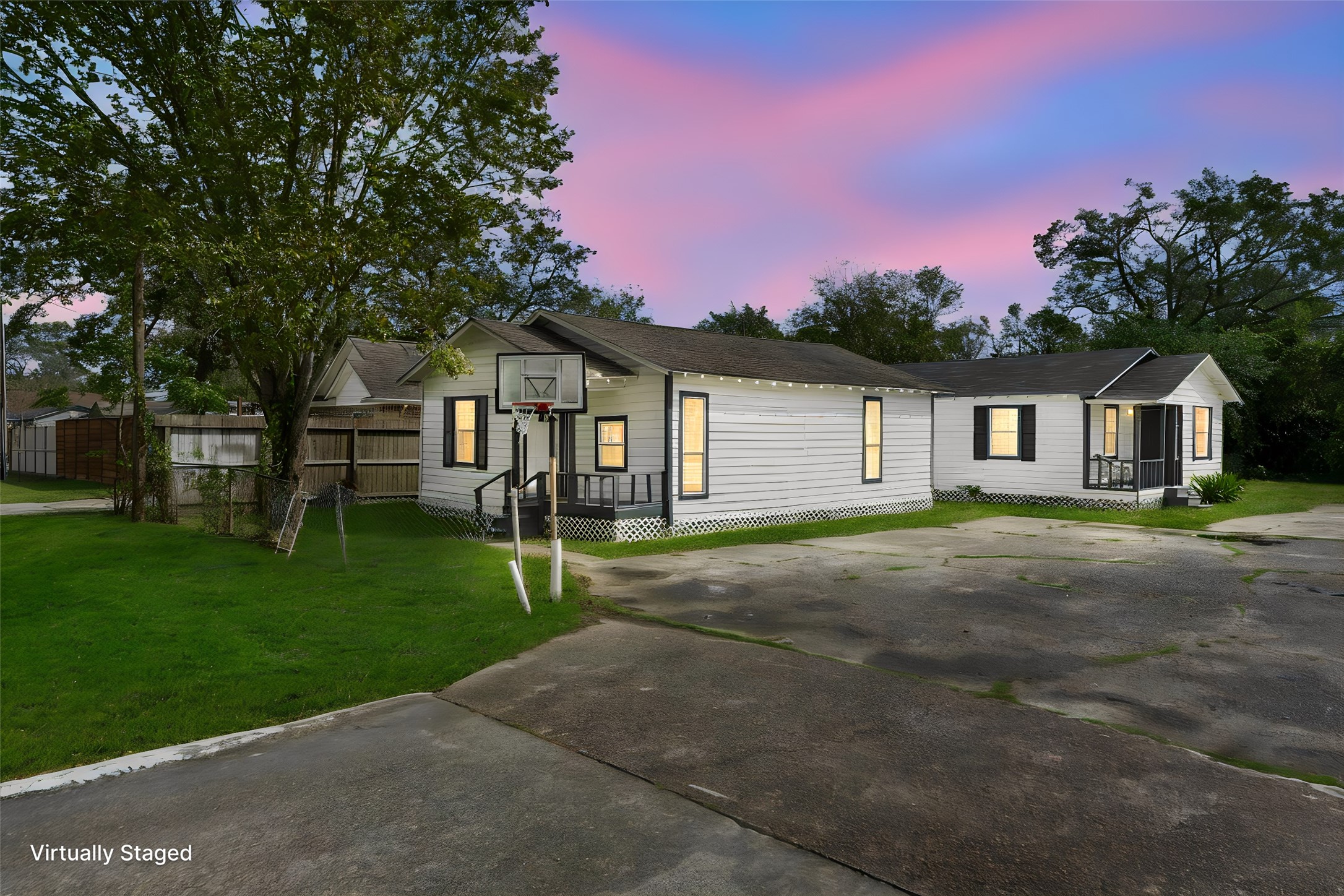 Listing photo 1