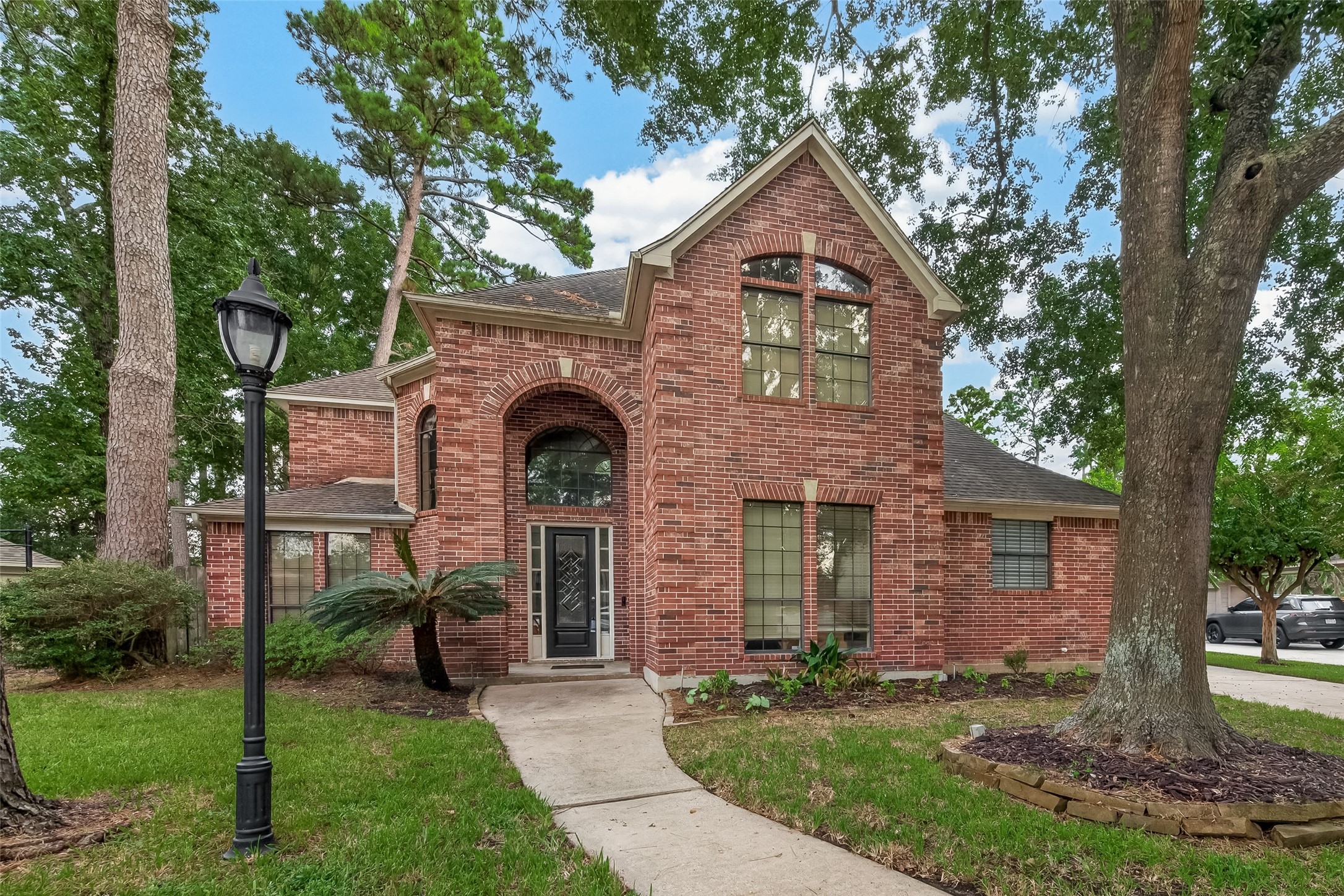13207 Vinca Court