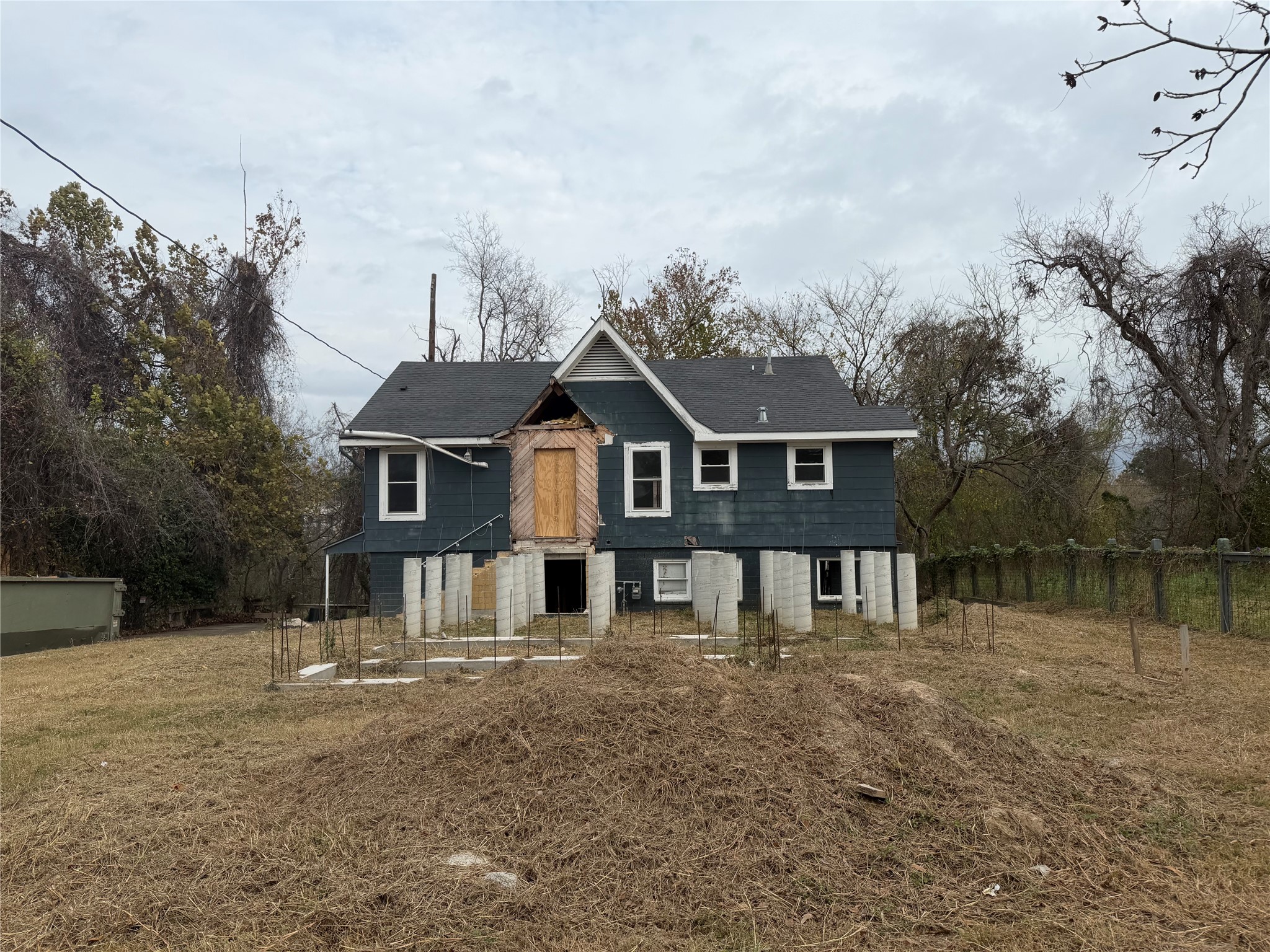 Listing photo 1