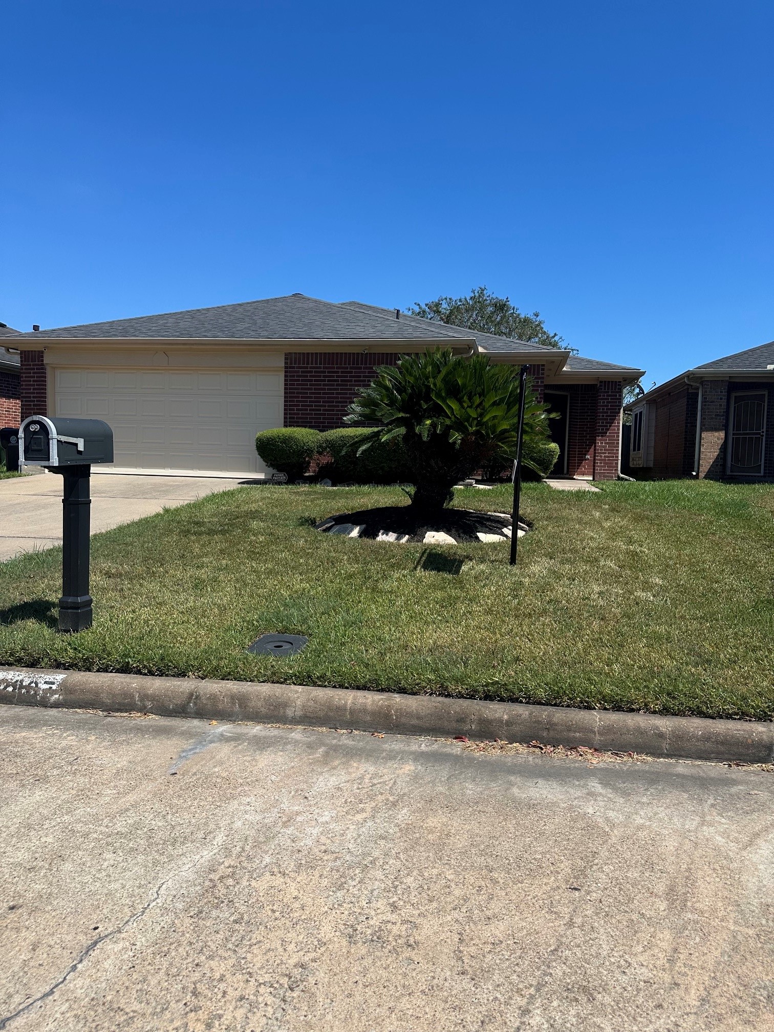 Listing photo 1