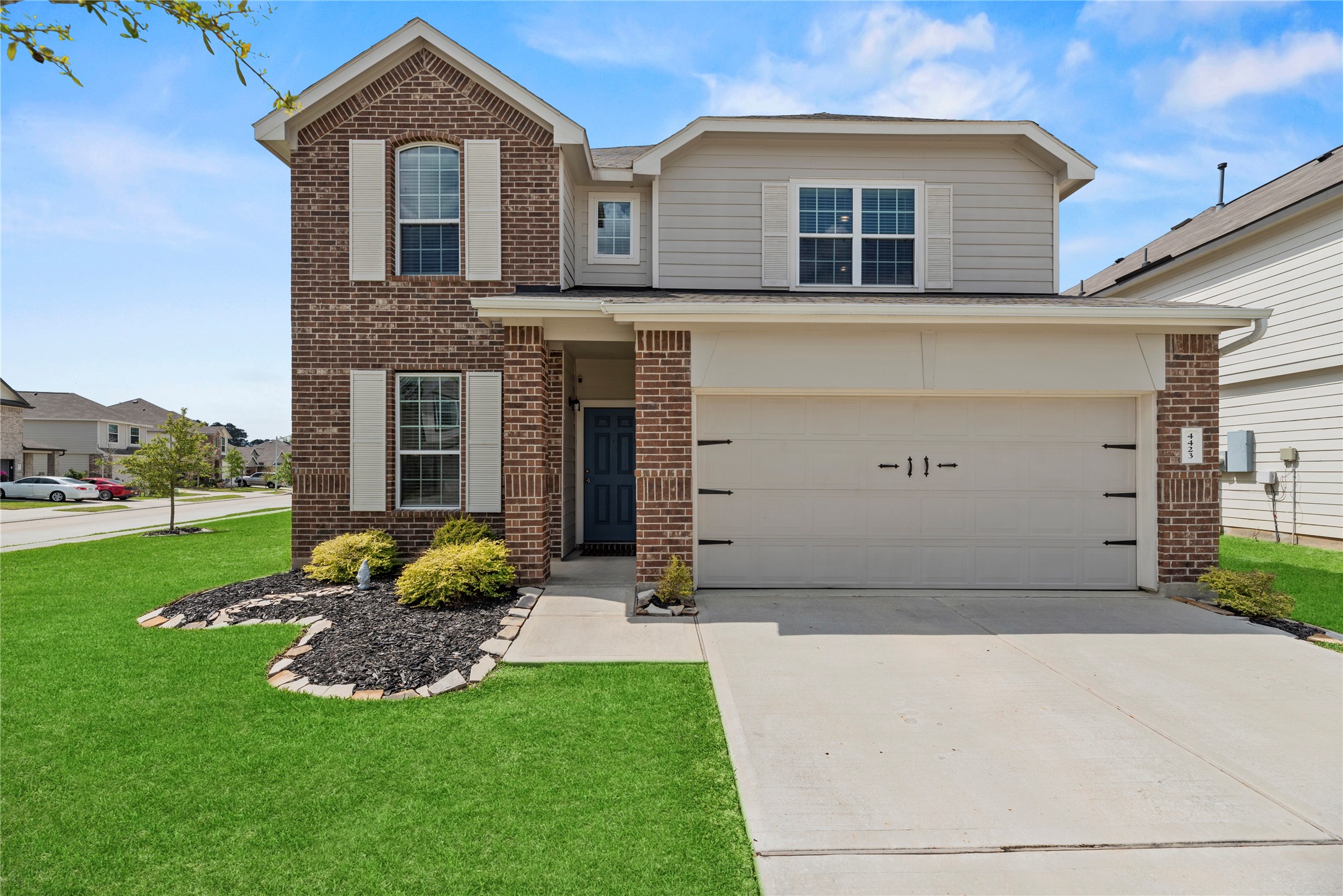 Listing photo 1