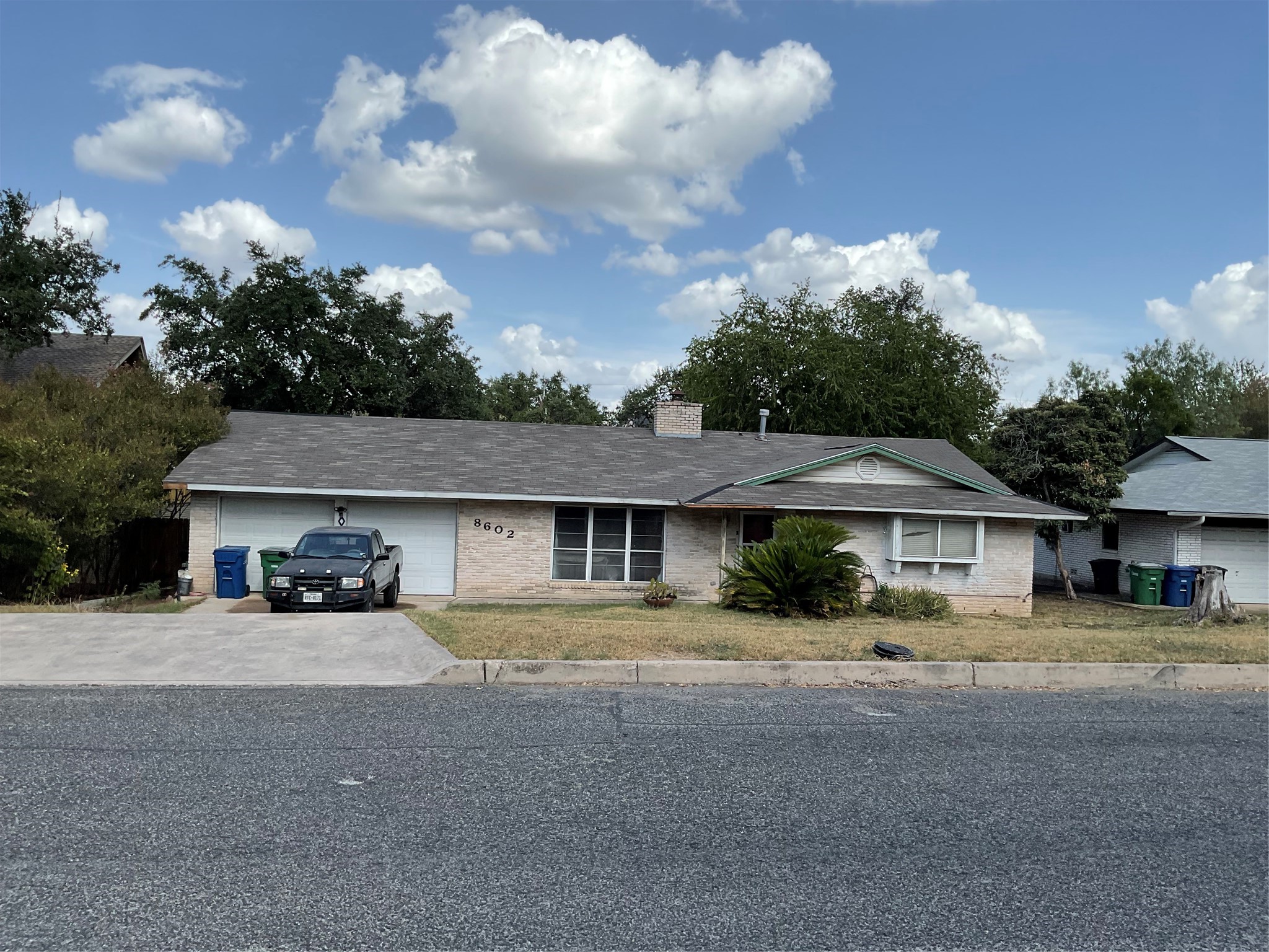 Listing photo 1