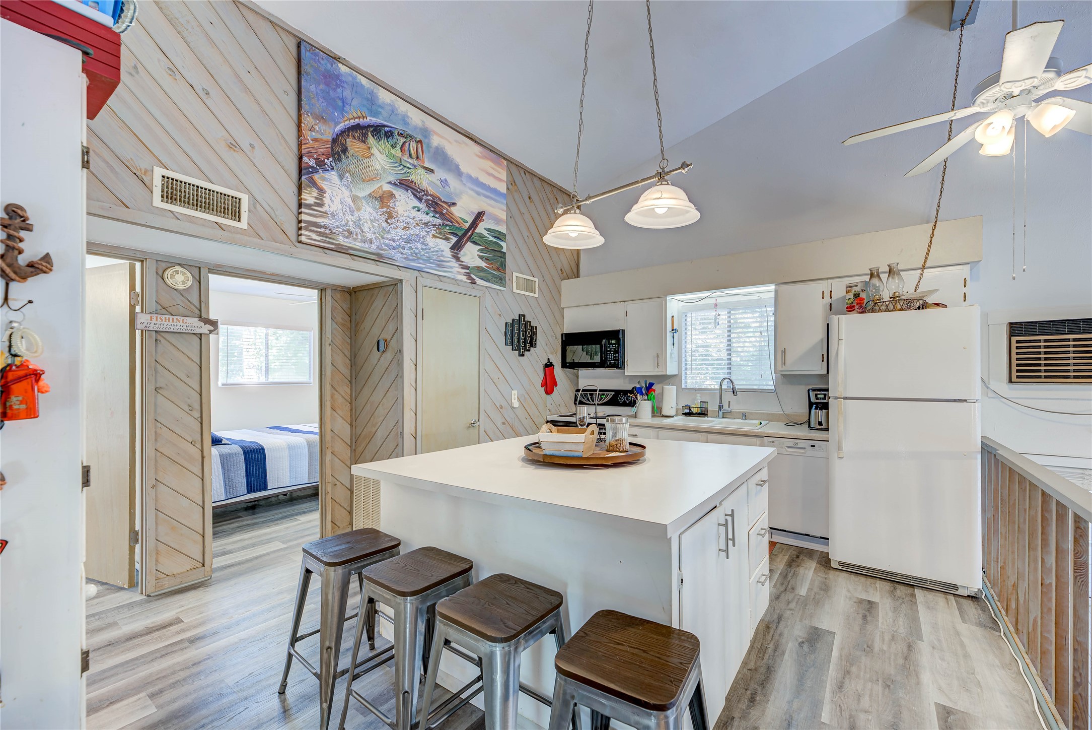 346 Creekside Drive