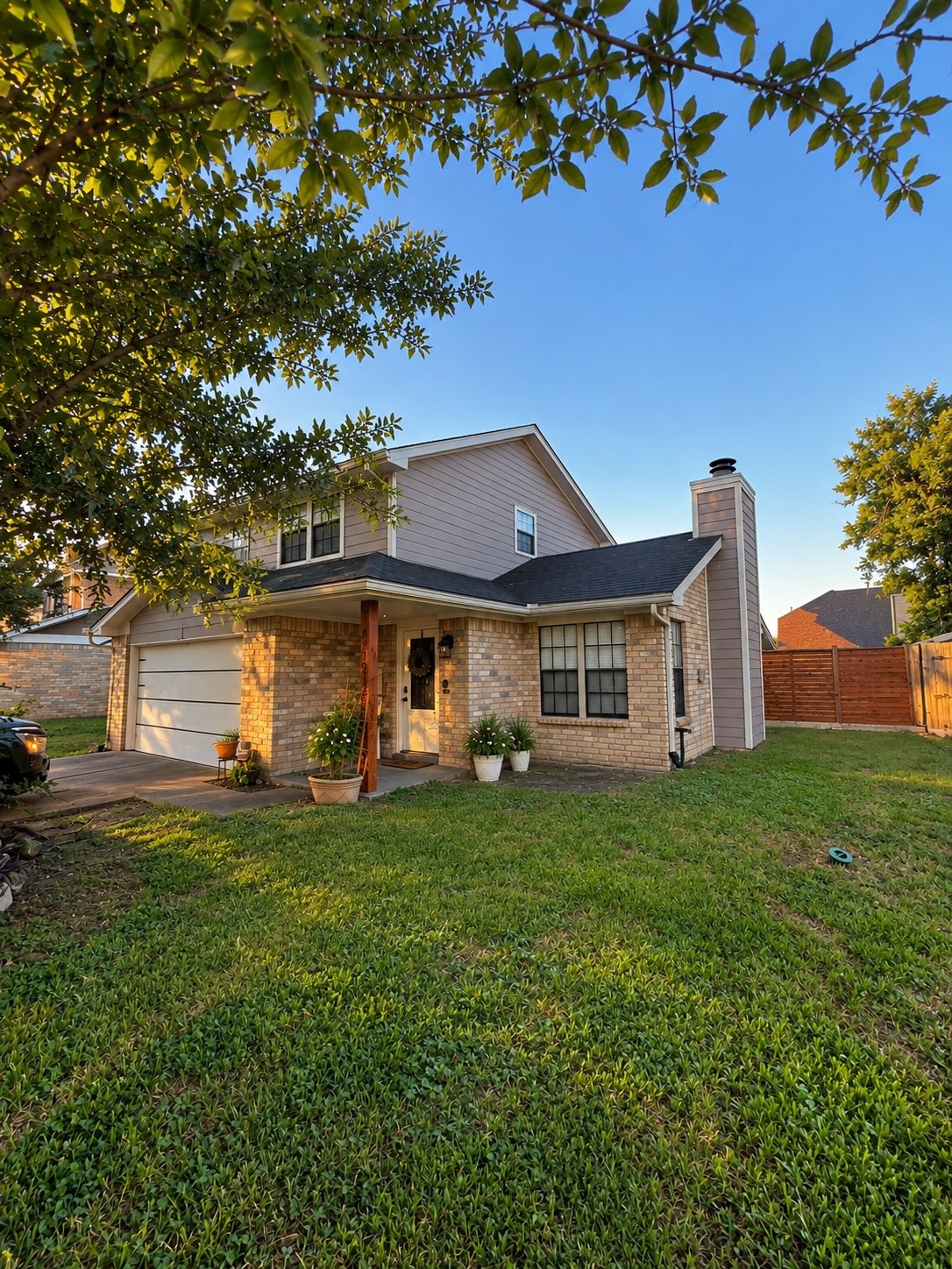 Listing photo 1