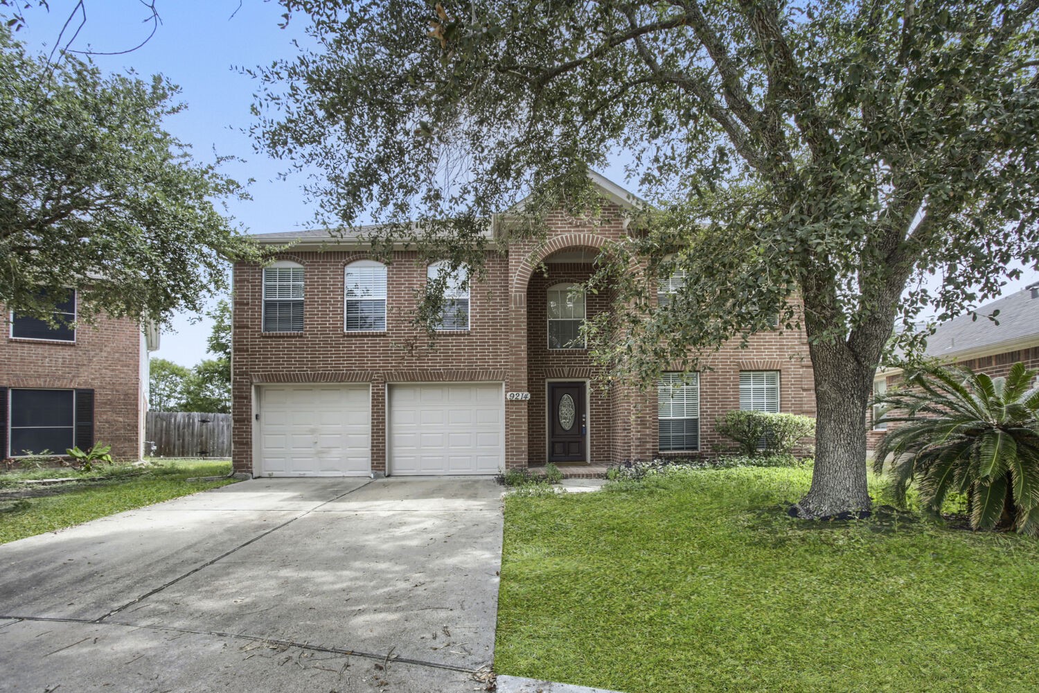 Listing photo 2