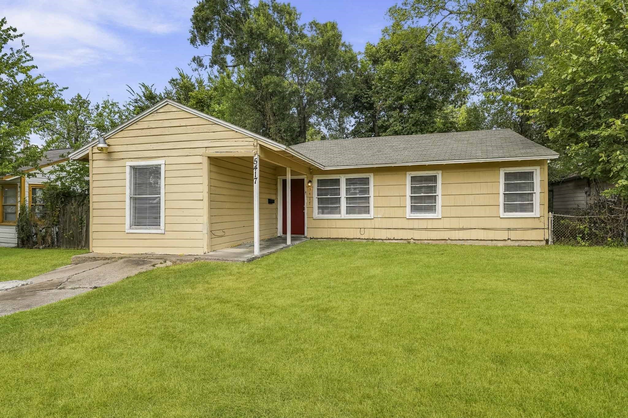 Listing photo 1