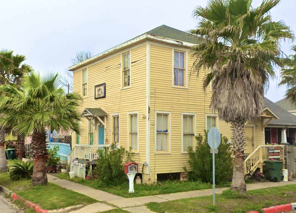 Listing photo 1
