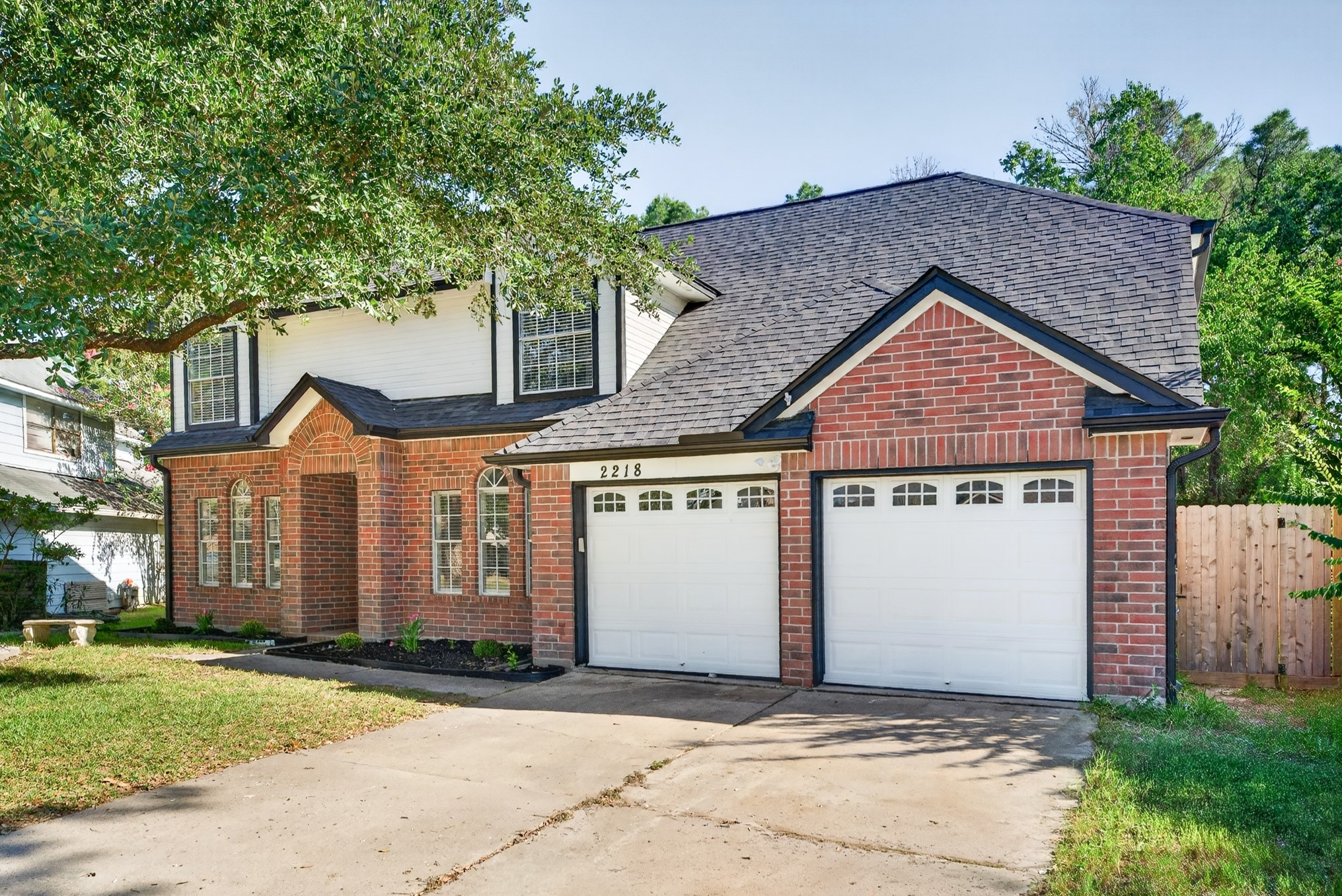 Listing photo 1