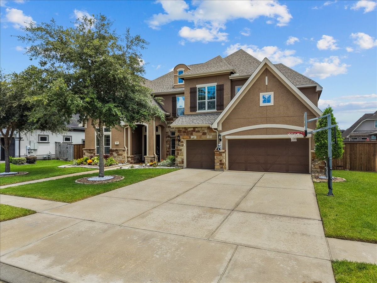Listing photo 1