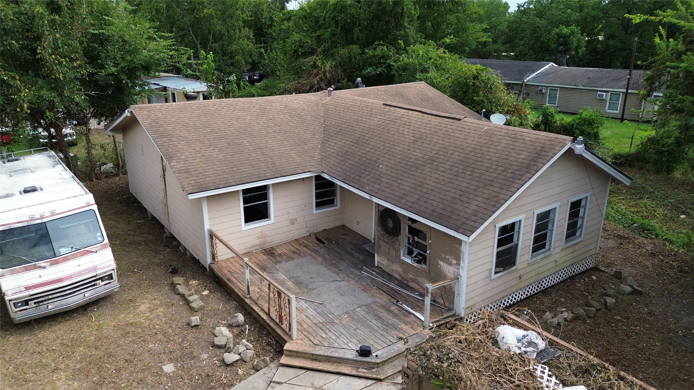 Listing photo 4