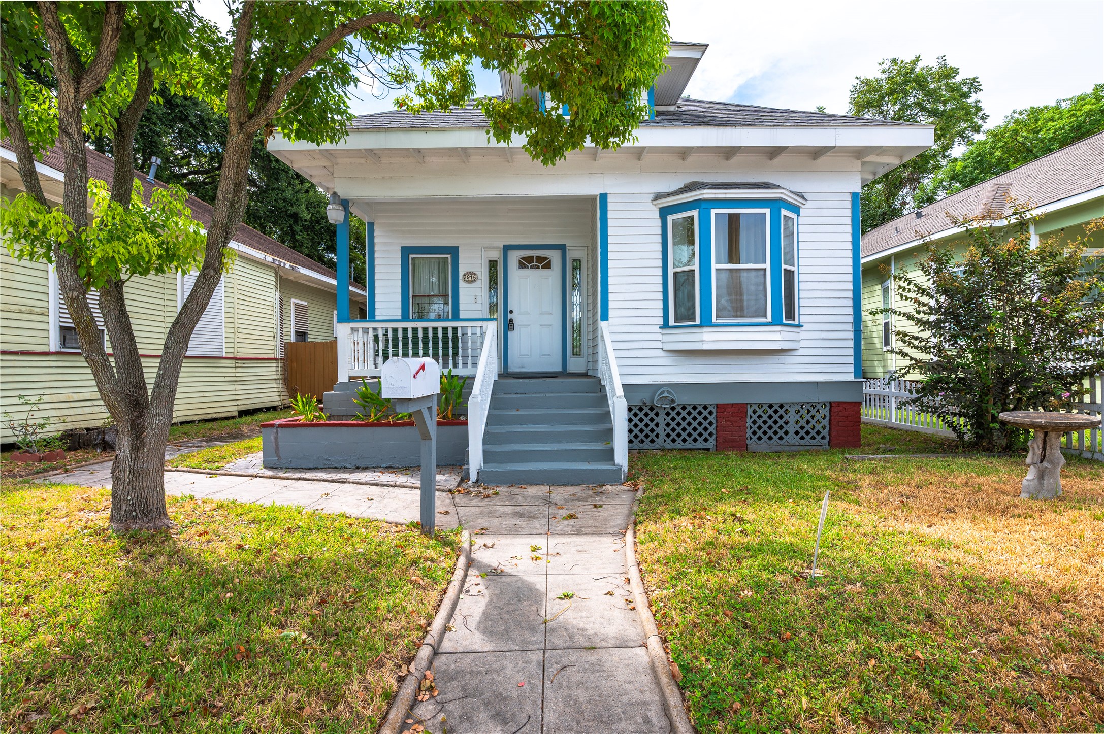 Listing photo 1