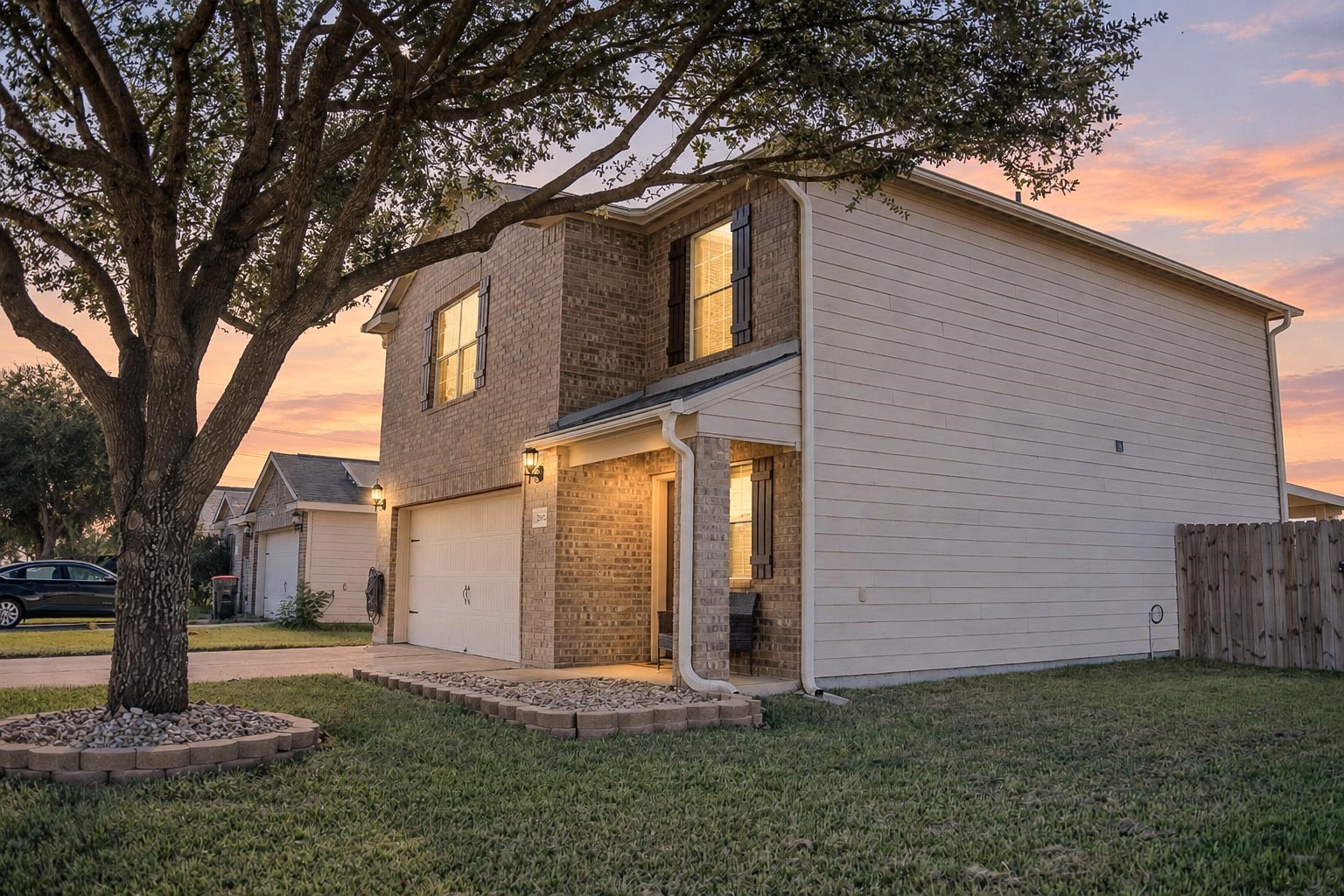 Listing photo 3