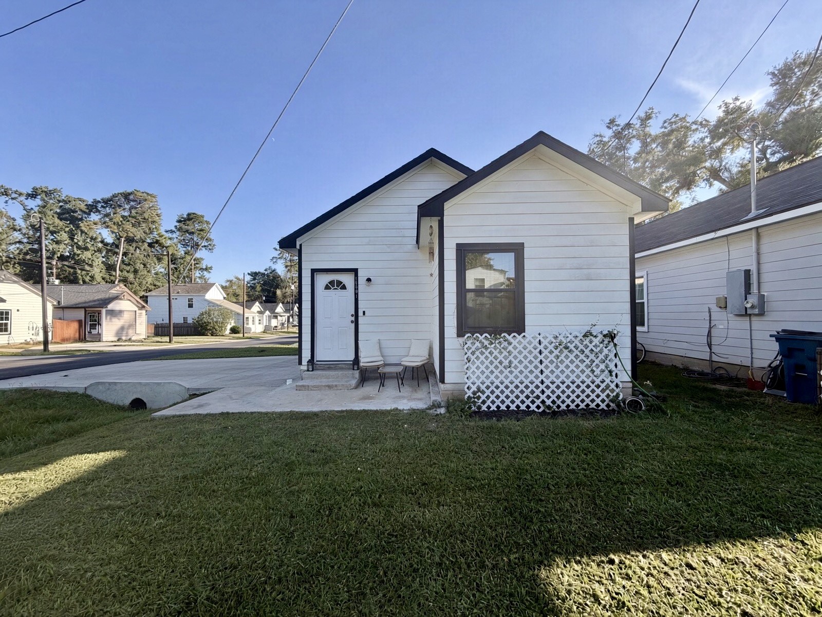 Listing photo 1