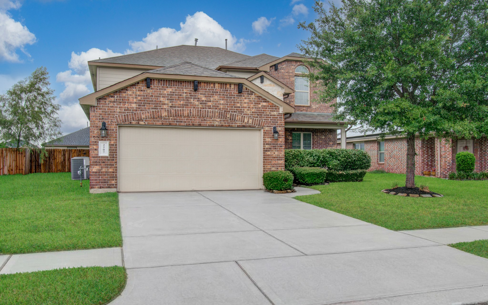 2207 Manchester Crossing Drive