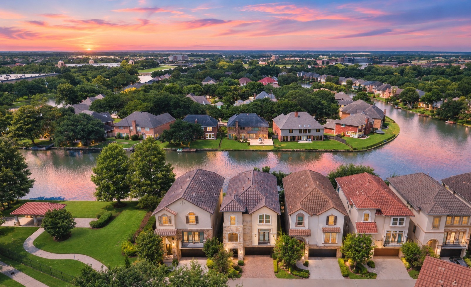 1122 Old Oyster Trail