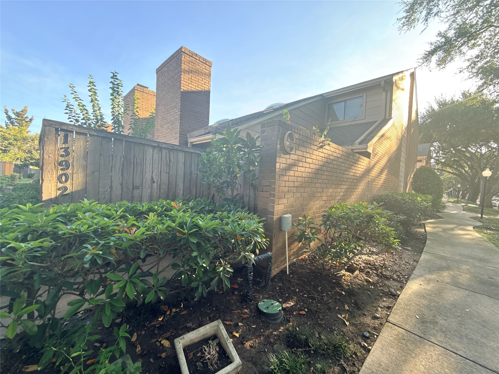13902 Hollowgreen Drive