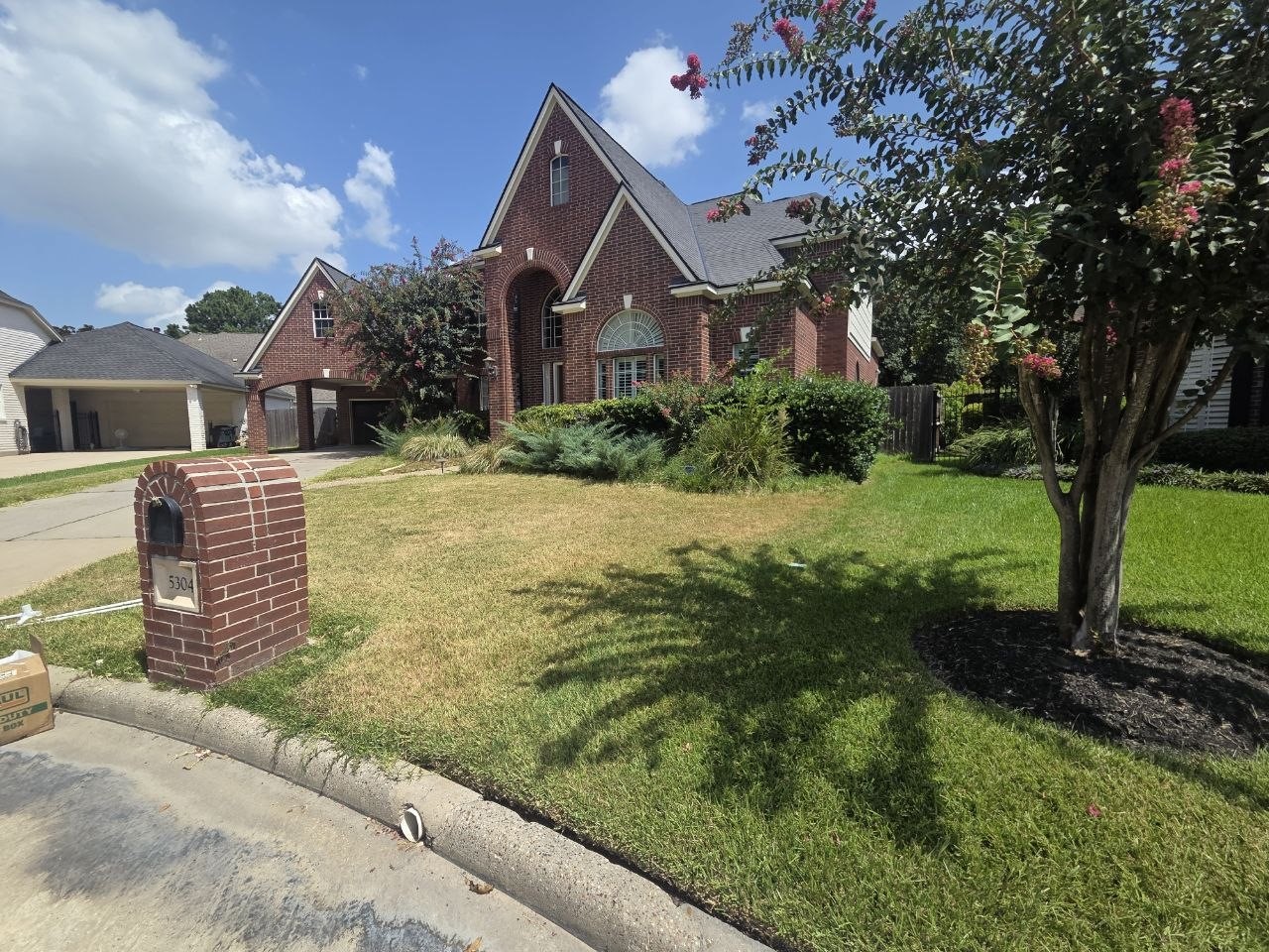 Listing photo 3