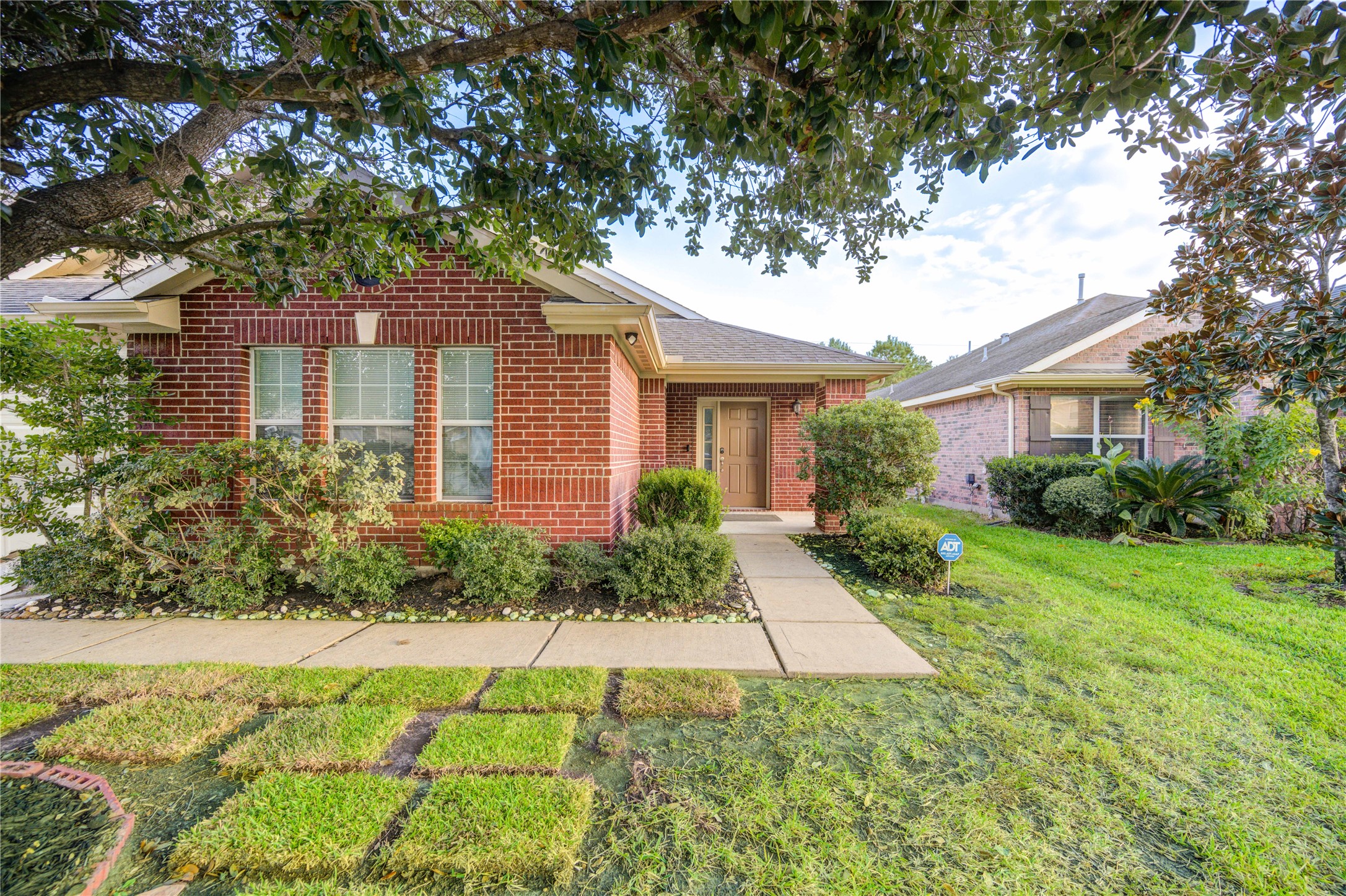 16211 Peach Bluff Lane