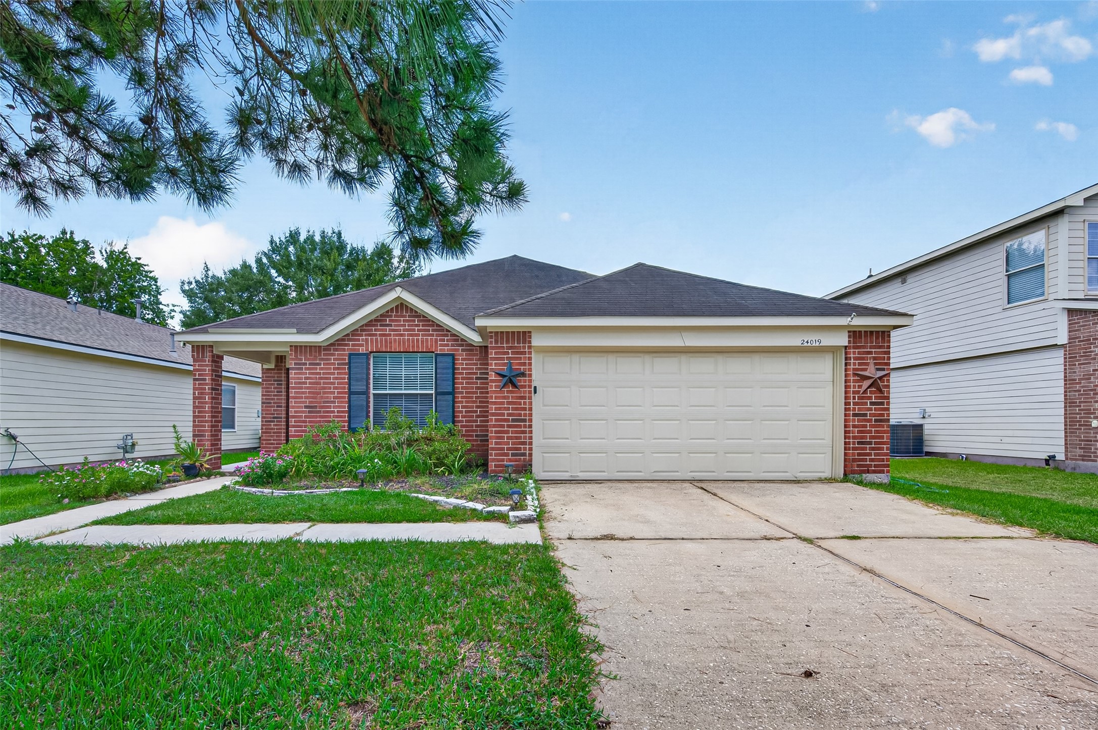 24019 Kingbriar Drive