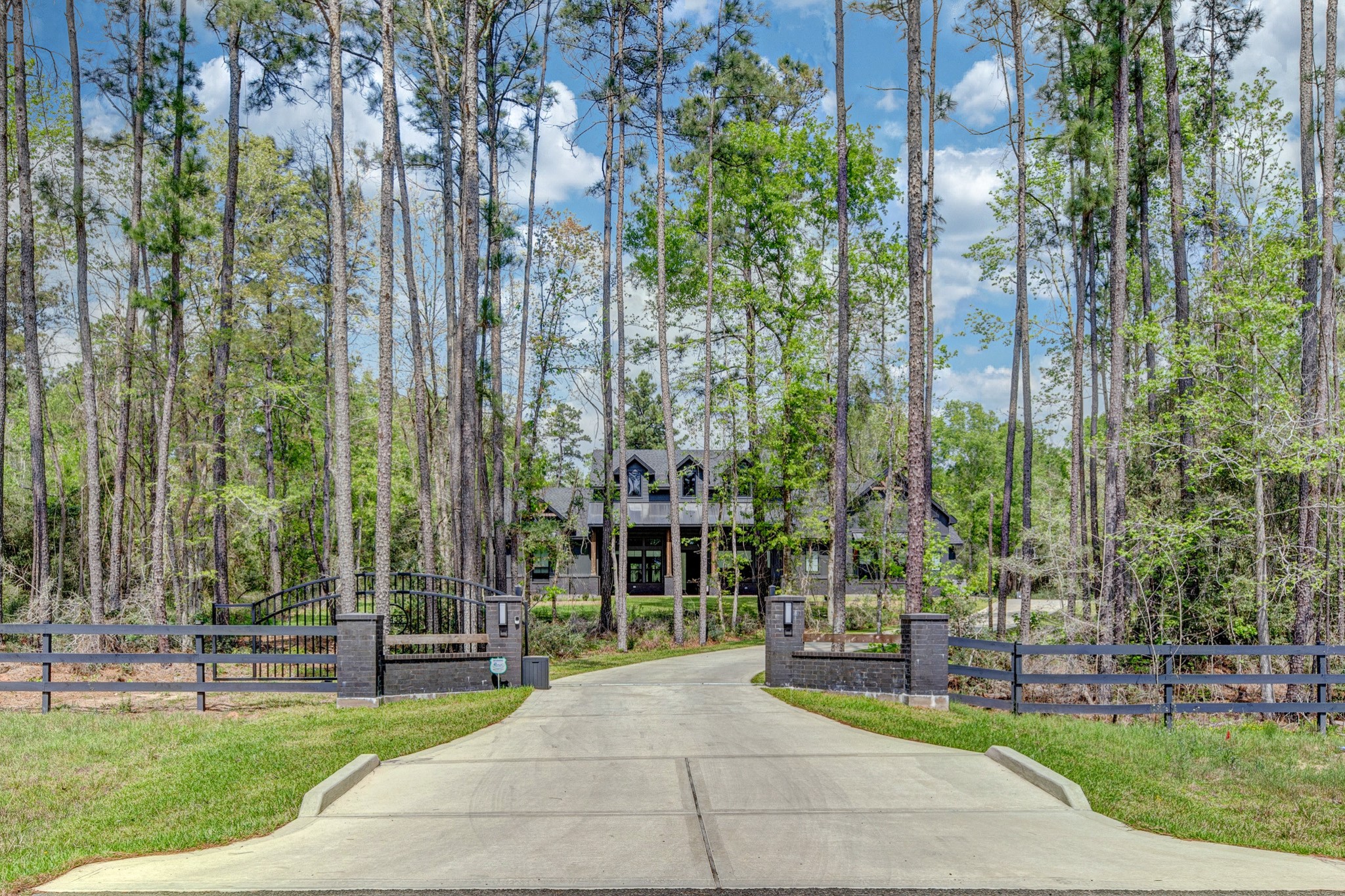 10433 Wagon Pass Trail