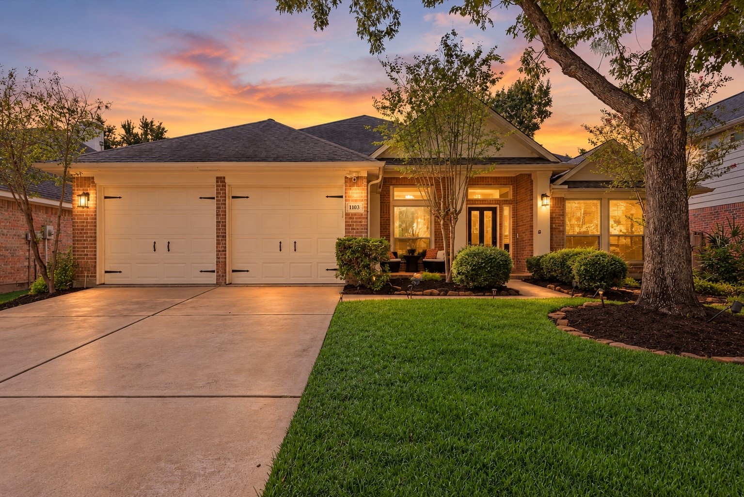 1103 Compass Cove Circle