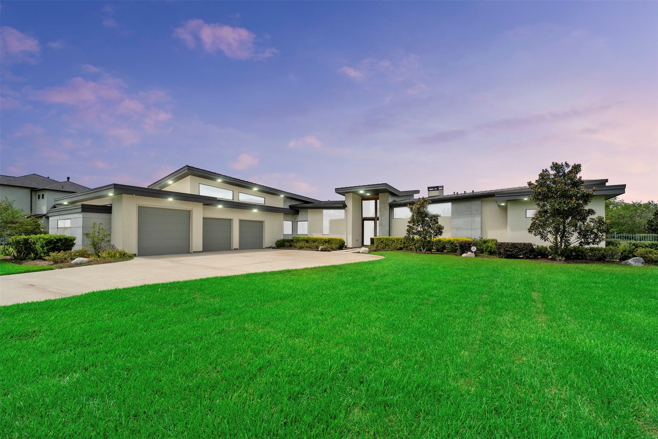3932 Windsor Mist Lane