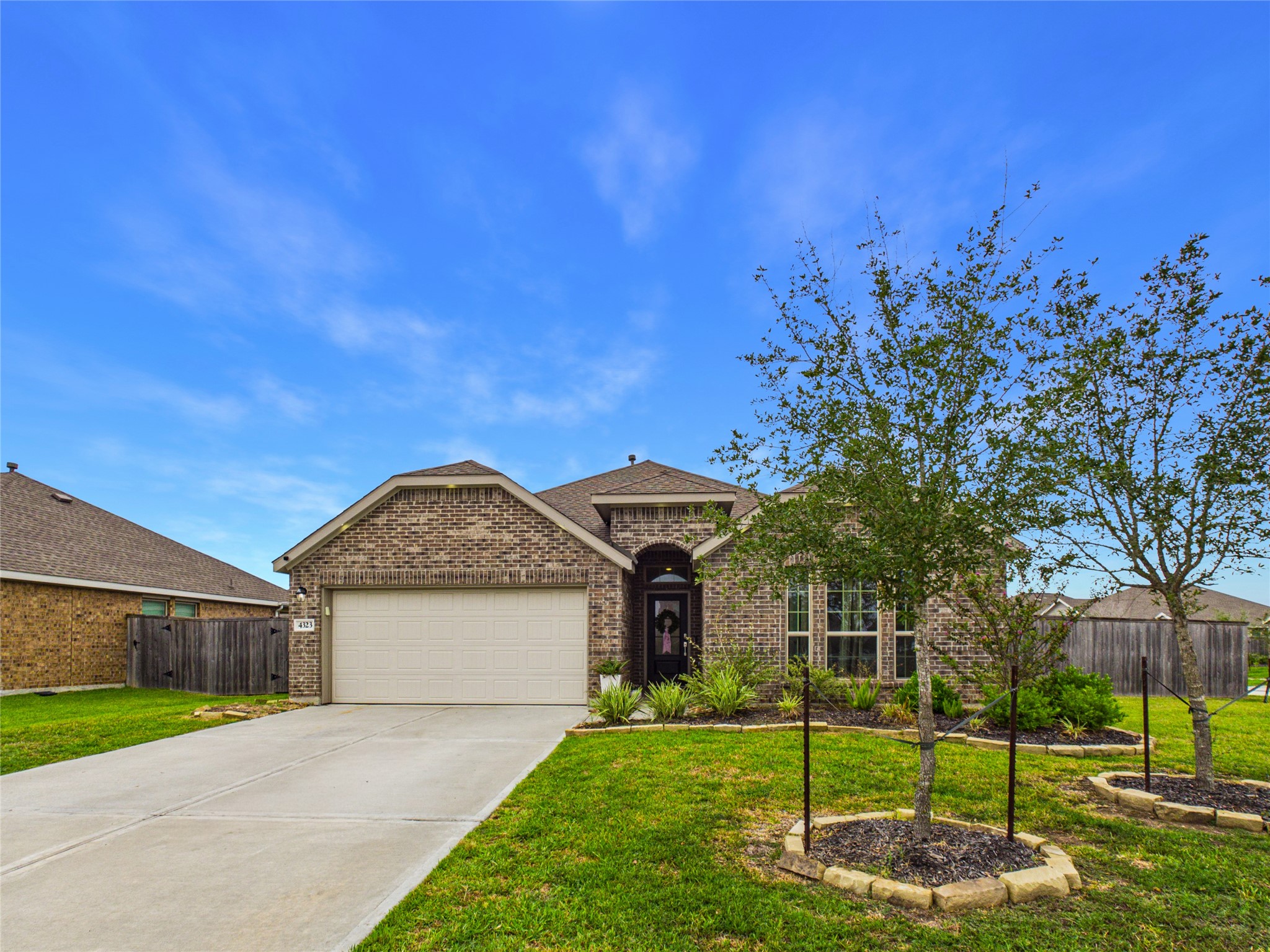 4323 Banfield Hills Lane