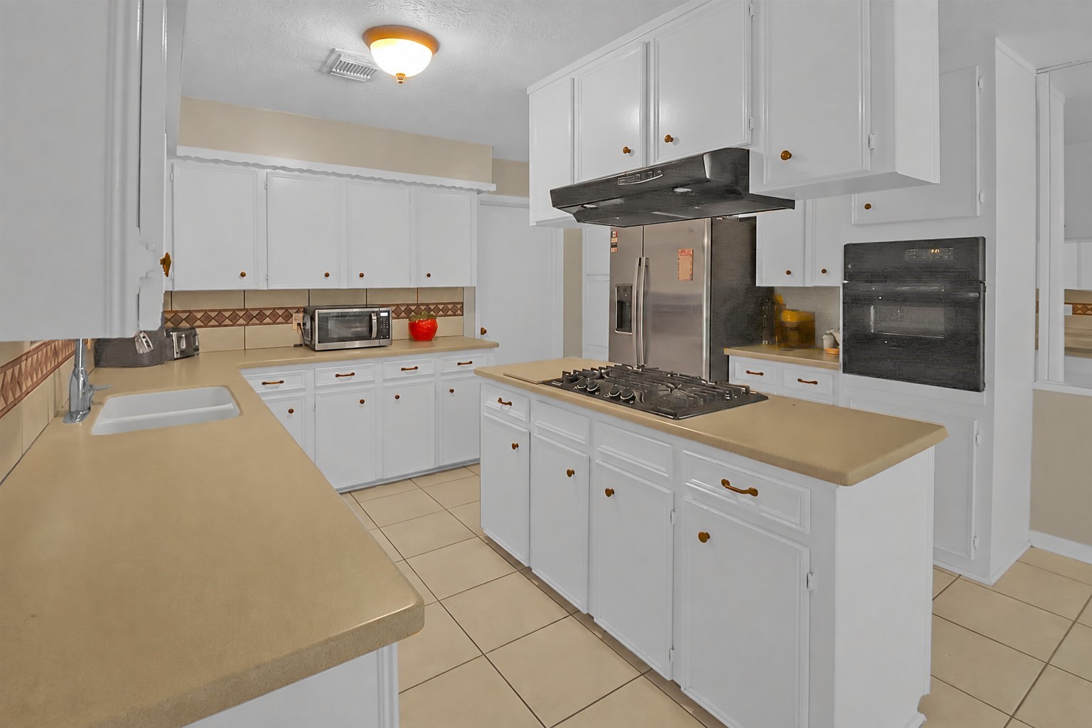 4205 Lariat Drive