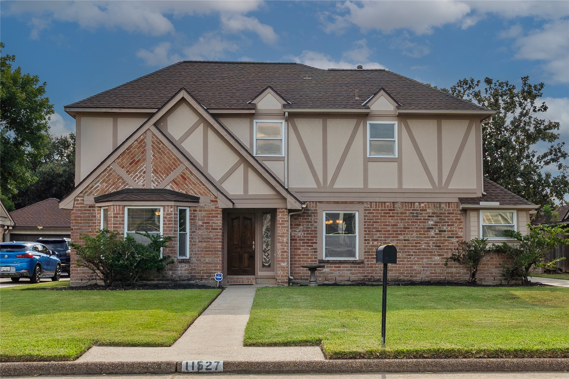11527 Canyon Trail Drive